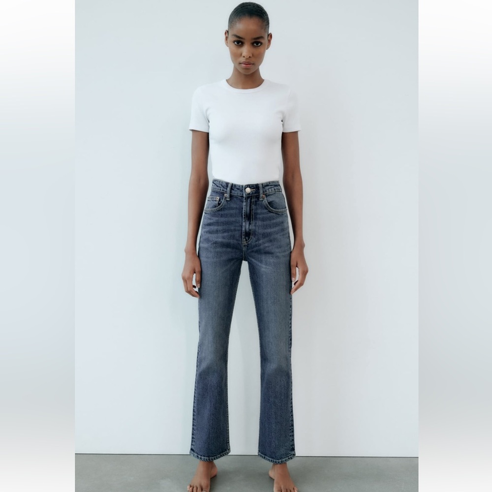 Zara - High Waist Stove Pipe Jeans - Size 4 (27) - NWT